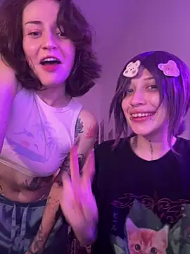 Dooubletroublee online show from June 14, 10:21 pm