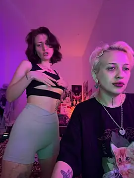 Dooubletroublee online show from June 5, 1:09 am