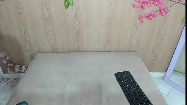 jenelotizz06 online show from July 20, 4:48 am