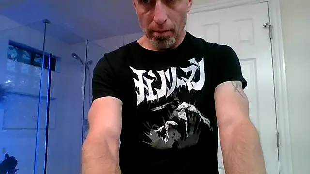 El Gizmo online show from April 27, 2:30 am