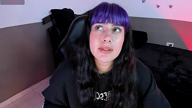 Snapshot of Missmonserrat chatting on October 4, 4:07 am Missmonserrat online show from October 4, 4:07 am