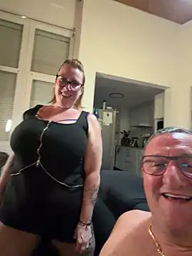 darkmoonsubmissive online show from June 6, 7:42 pm