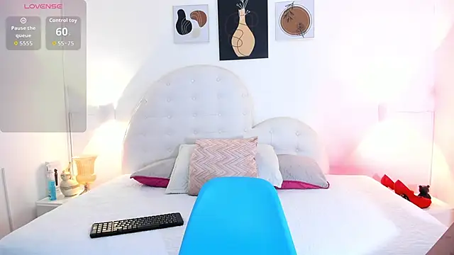 Umarani  online show from November 18, 6:42 pm