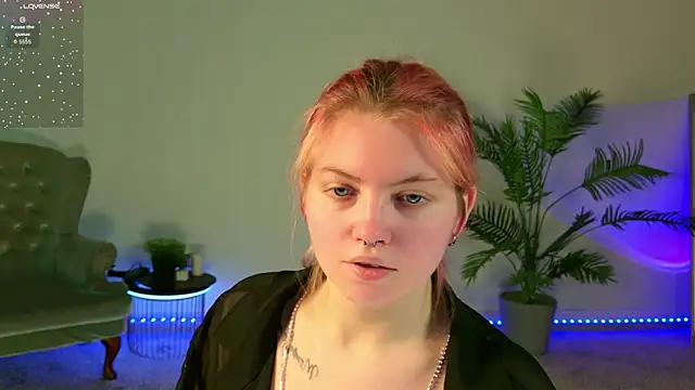 Lisa Adam online show from June 8, 4:19 pm