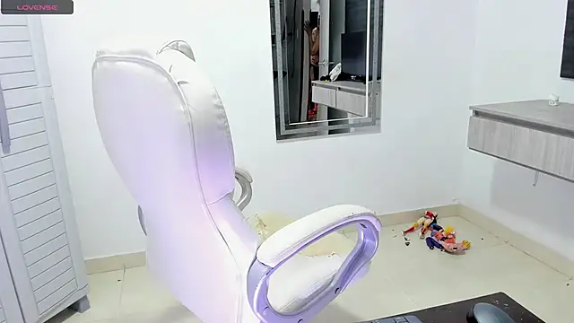 dahian carter online show from November 17, 1:56 pm