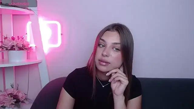 MilanaAngelAs online show from July 31, 4:57 am