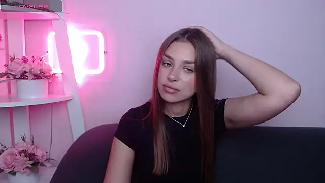MilanaAngelAs online show from July 26, 5:04 am