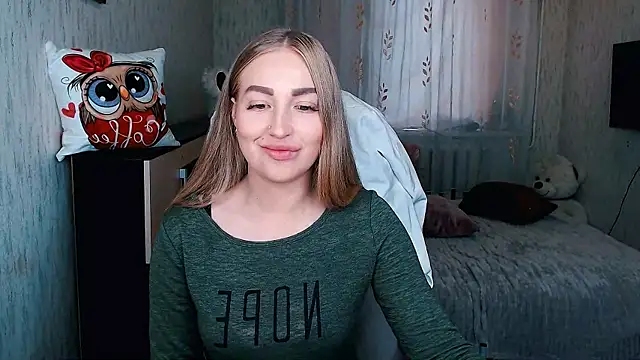 Snapshot of _KittyBoo chatting on October 16, 7:33 am KittyBoo online show from October 16, 7:33 am