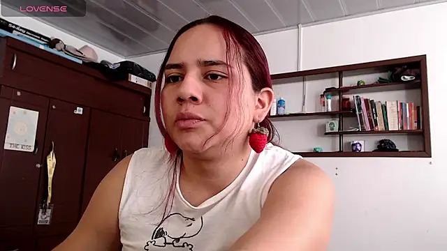 Lexyevans online show from March 1, 9:25 pm