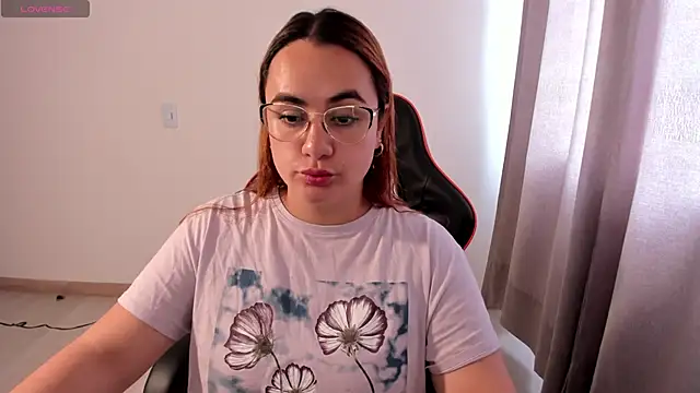 maryluna95 online show from December 5, 7:04 pm