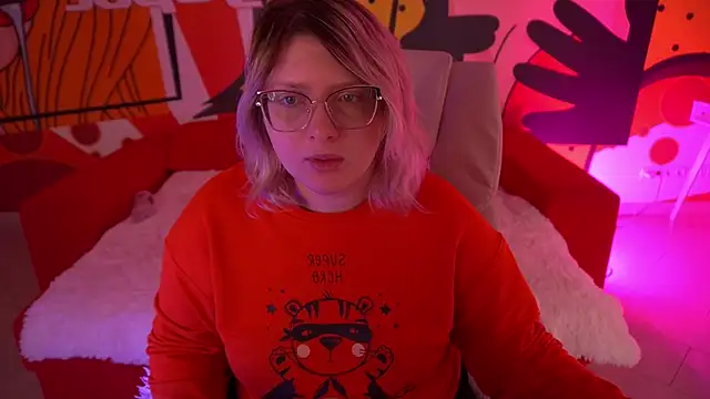 CoolTatis online show from February 8, 7:23 am