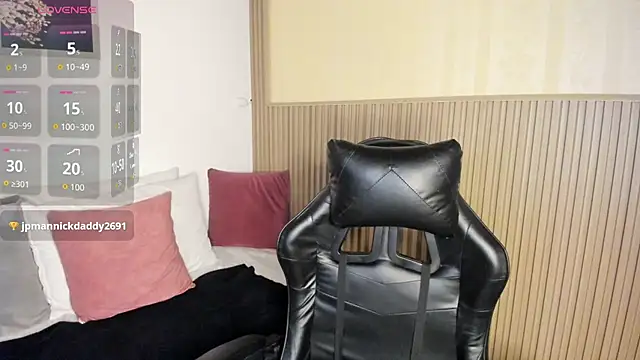 summer night  online show from November 26, 1:56 pm