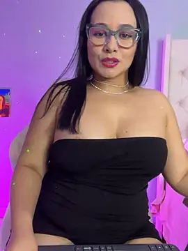 sharon leone26 online show from November 15, 5:30 am