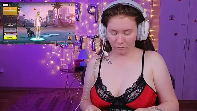 D0nna  online show from July 3, 7:31 pm