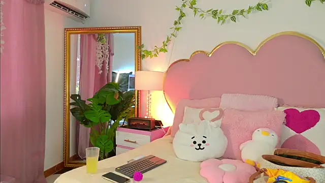 EmmaCrush online show from January 13, 8:46 pm