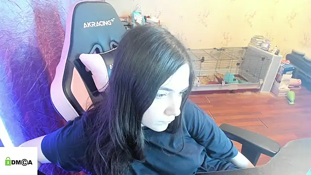 Crazy forest fairy online show from April 22, 10:18 pm