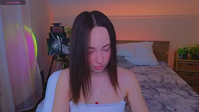 Hayle Hill online show from February 1, 9:52 am