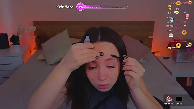 Hayle Hill online show from October 15, 2:25 am