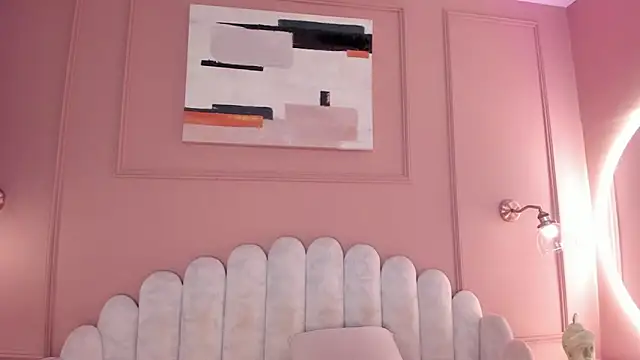 mara brooks online show from October 11, 8:00 pm