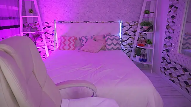 ArianaDarkk online show from June 14, 3:30 am