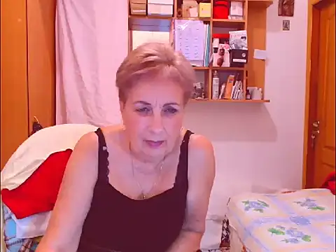 Snapshot of Victoria5643 chatting on September 24, 7:46 pm Victoria5643 online show from September 24, 7:46 pm