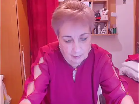 Victoria5643 online show from December 5, 1:56 pm