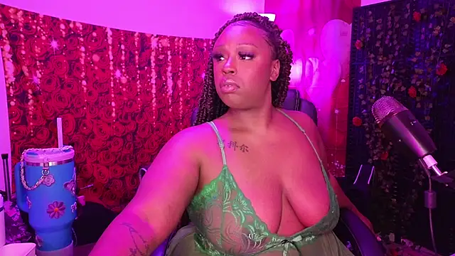 cheriserozequeen online show from May 21, 12:41 am