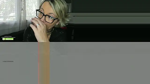 KARINASPALACIOS online show from May 4, 8:51 am
