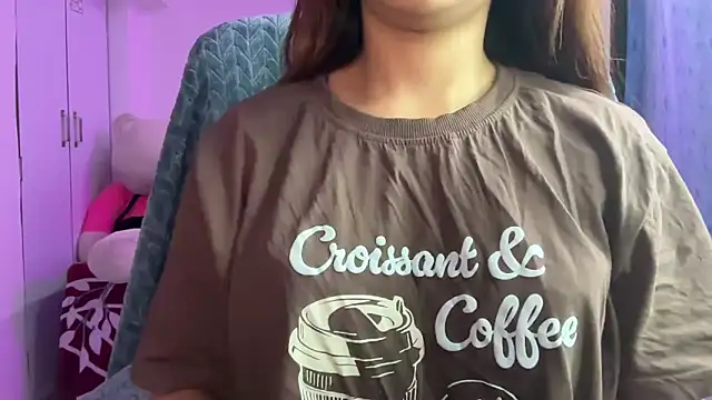 Royal girl 1 online show from October 14, 5:15 pm