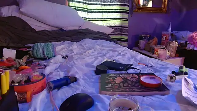 watermellonpussy online show from July 11, 11:38 pm