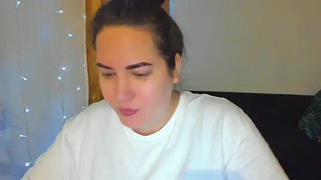  madalexa  online show from February 1, 11:25 pm