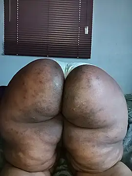 sotho ssbbw online show from July 28, 11:17 am