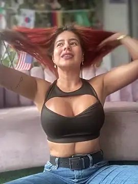Amber Martins  online show from June 5, 5:41 pm
