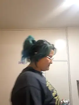 lucky-leah online show from July 14, 3:44 am
