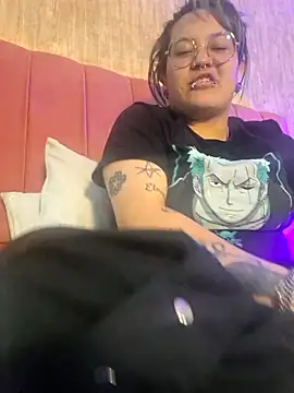 lucky-leah online show from June 25, 3:50 am
