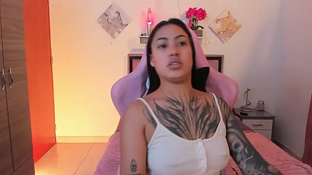 Kayla foxxy online show from June 29, 11:37 pm