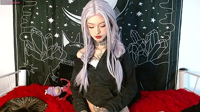 Snapshot of Isabella__dark chatting on October 11, 10:56 pm Isabella dark online show from October 11, 10:56 pm