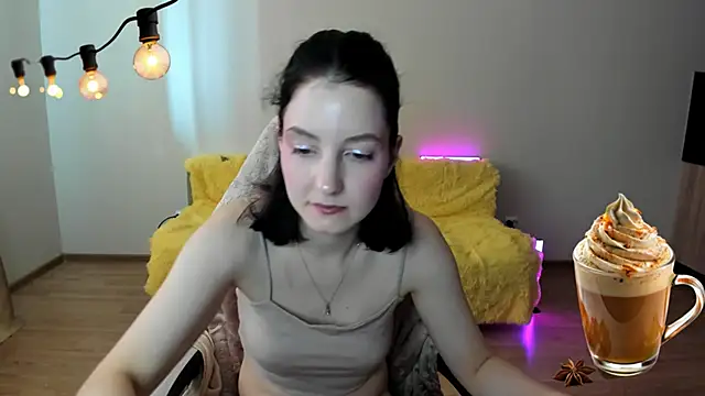 Snapshot of Miss_Ophelia chatting on September 12, 2:02 pm Miss Ophelia online show from September 12, 2:02 pm