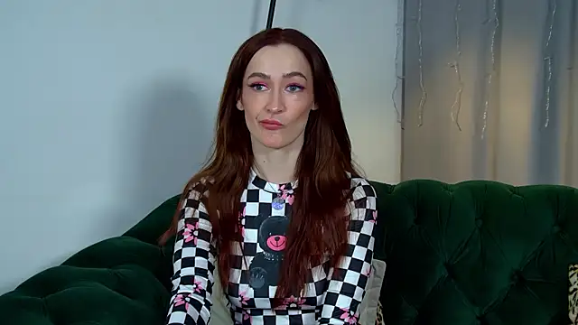 MarieKarma online show from January 15, 6:25 pm