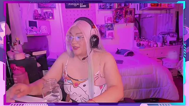 MegariaB online show from October 28, 3:56 am