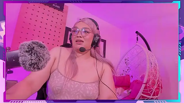 MegariaB online show from July 15, 3:11 am