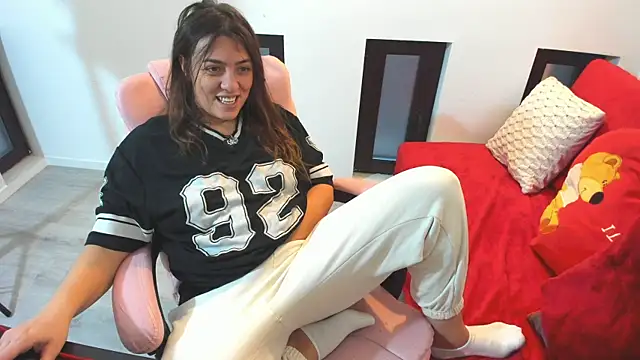 Dyana Kaylinn online show from December 20, 5:44 am