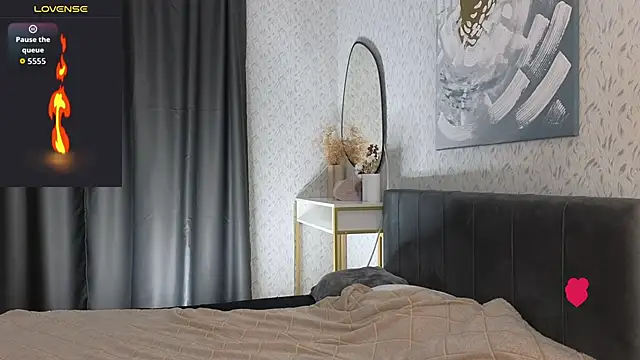 YourSweetDream  online show from March 4, 8:21 am