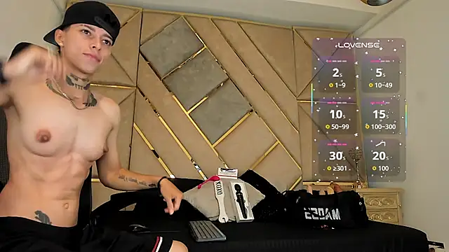 AmberAdams  online show from September 23, 4:49 pm