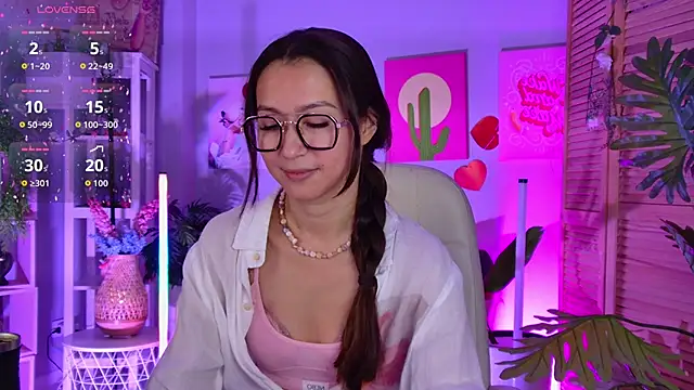 LanaBaker online show from June 17, 2:57 am