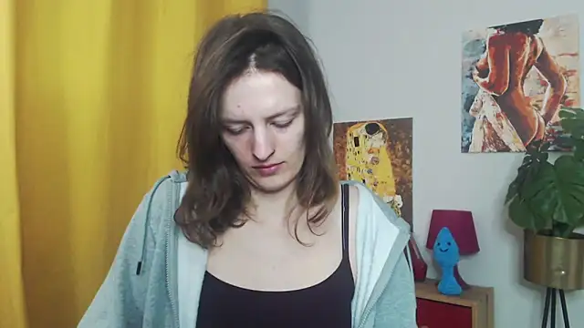 juicyNadine online show from October 22, 5:01 am