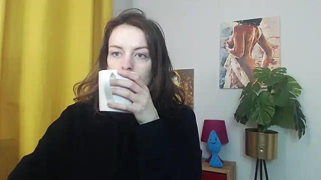 juicyNadine online show from November 24, 5:42 am