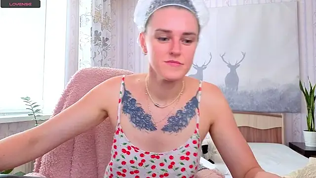 Bella  Swoon online show from June 18, 9:14 am