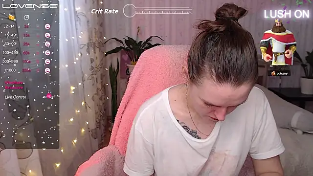 Bella  Swoon online show from December 20, 5:55 am