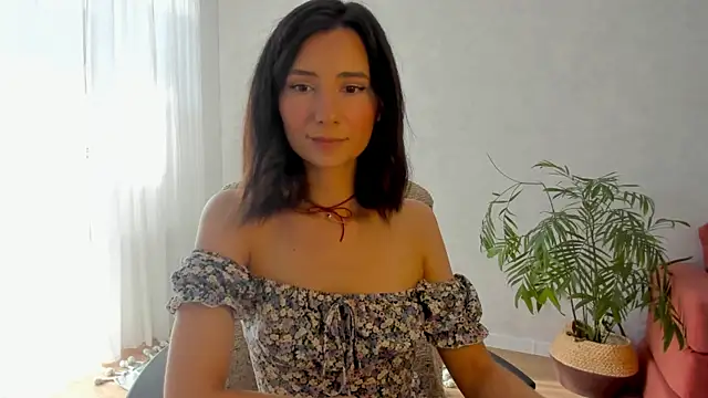 crystalnut online show from July 30, 2:34 am